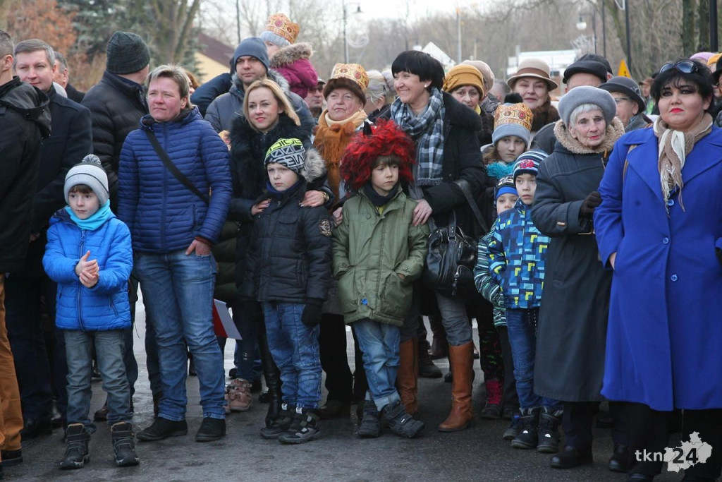 Relacja wideo: Orszak Trzech Króli 2018 w Końskich [wideo, zdjęcia]