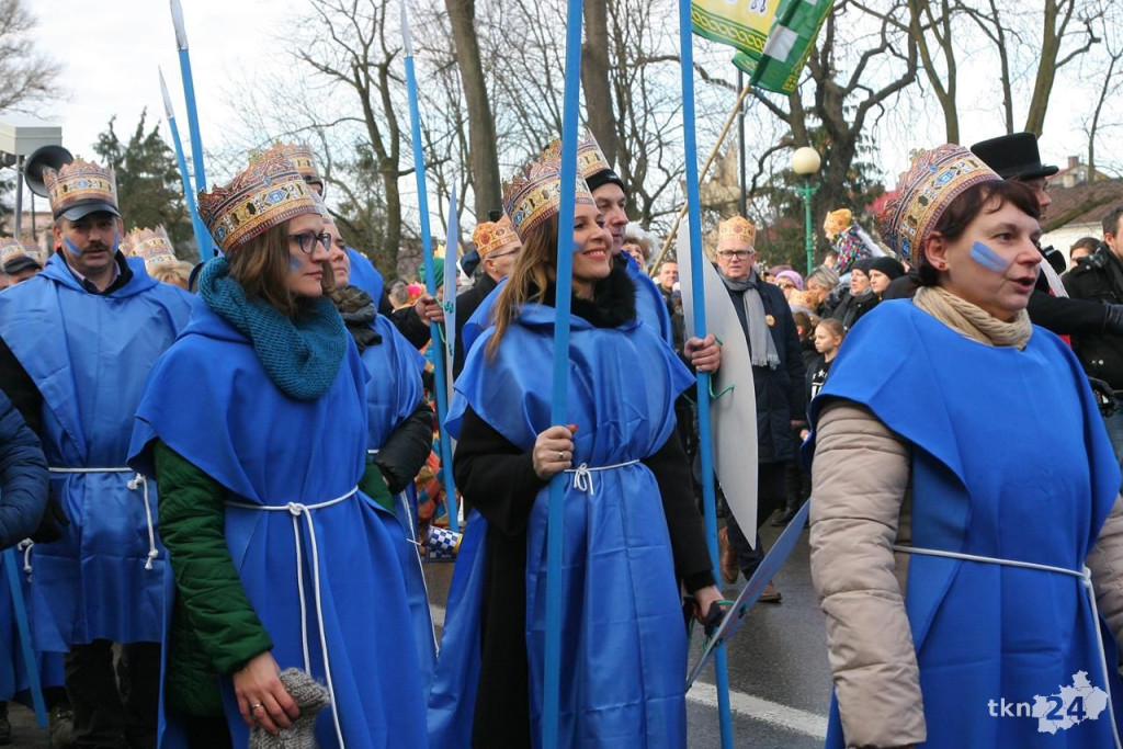 Relacja wideo: Orszak Trzech Króli 2018 w Końskich [wideo, zdjęcia]