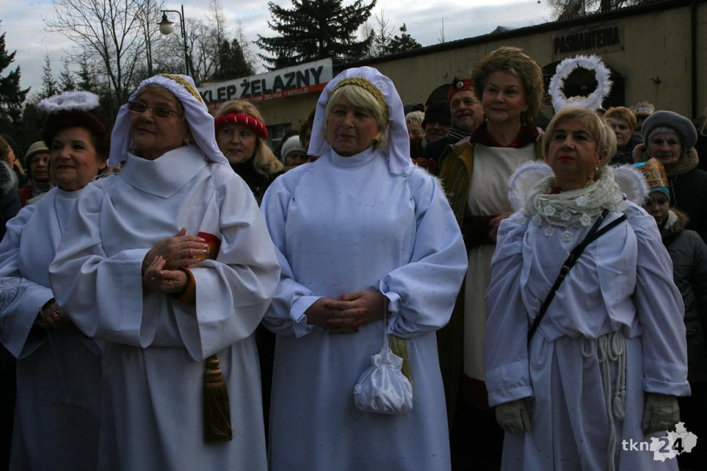 Relacja wideo: Orszak Trzech Króli 2018 w Końskich [wideo, zdjęcia]