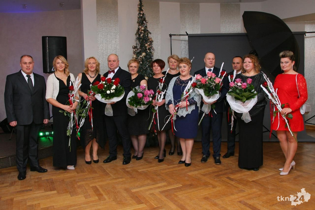 Relacja wideo: Studniówka 2018 ZSP 2 Końskie [wideo, zdjęcia]