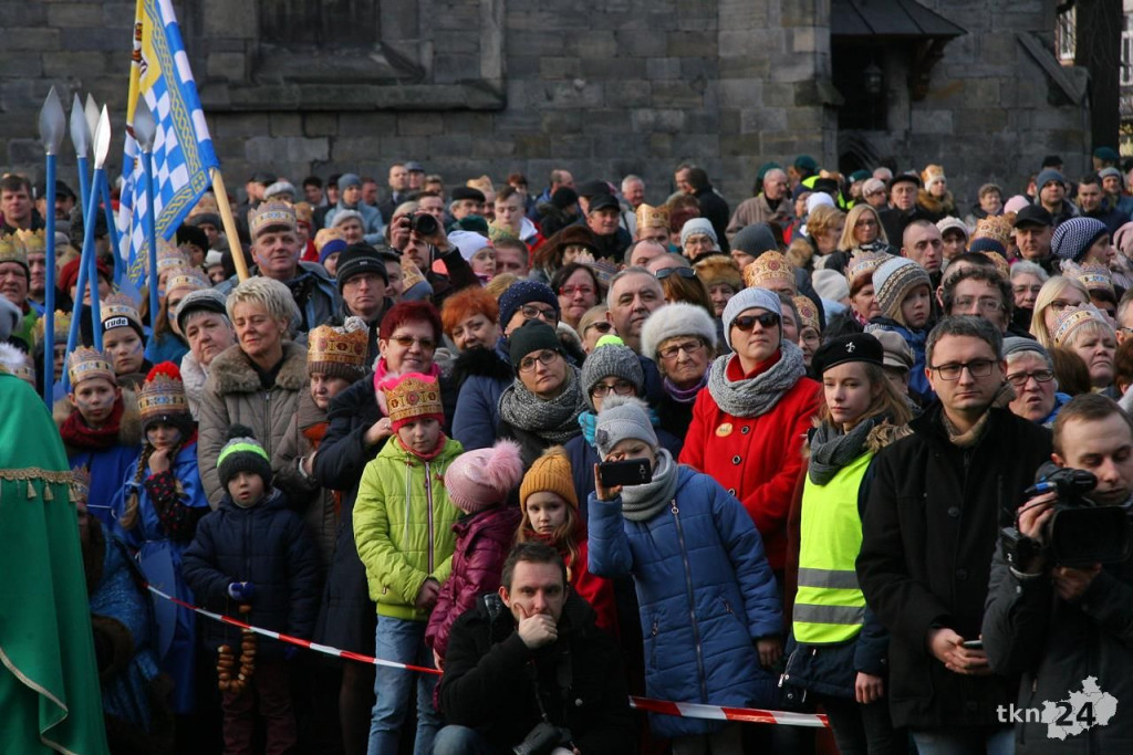 Relacja wideo: Orszak Trzech Króli 2018 w Końskich [wideo, zdjęcia]