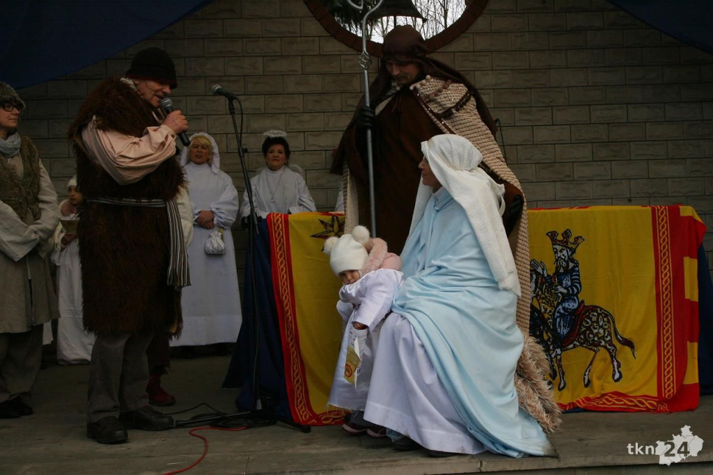 Relacja wideo: Orszak Trzech Króli 2018 w Końskich [wideo, zdjęcia]