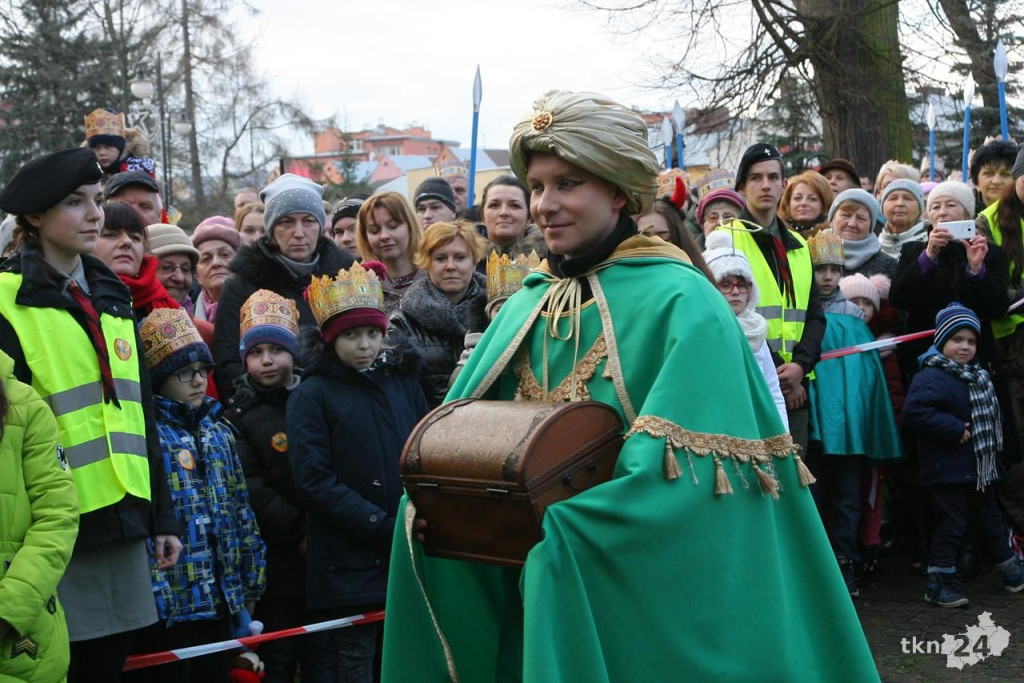 Relacja wideo: Orszak Trzech Króli 2018 w Końskich [wideo, zdjęcia]