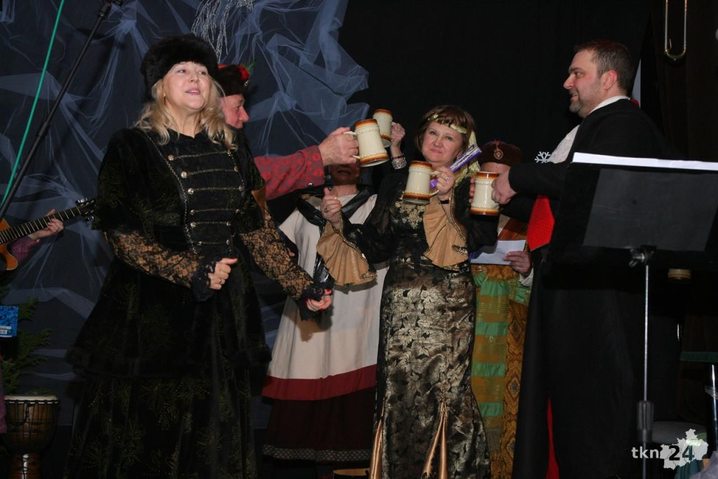 Magiczny wieczór z Trzema Królami w koneckim Domu Kultury [wideo, zdjęcia]