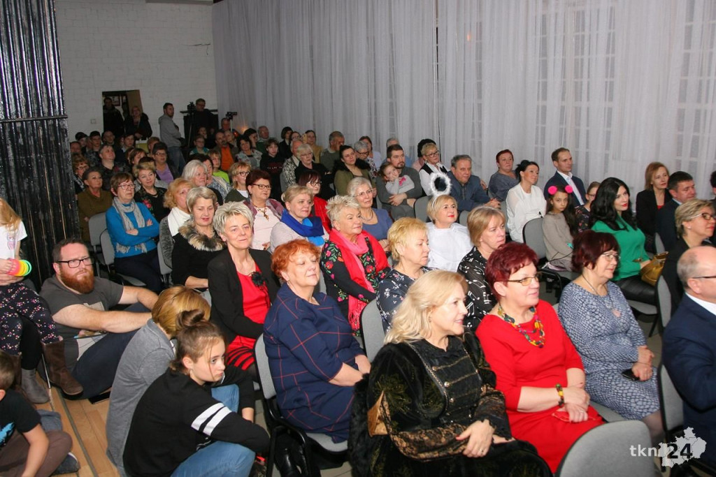 Magiczny wieczór z Trzema Królami w koneckim Domu Kultury [wideo, zdjęcia]