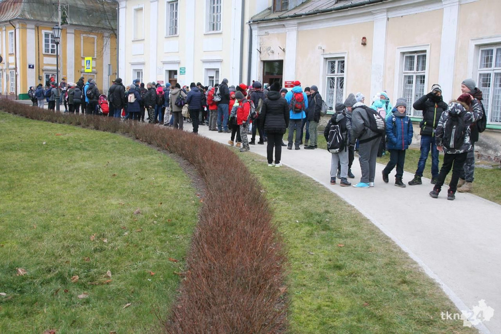 170 osób rozpoczęło turystyczny sezon z PTTK Końskie [wideo, zdjęcia]