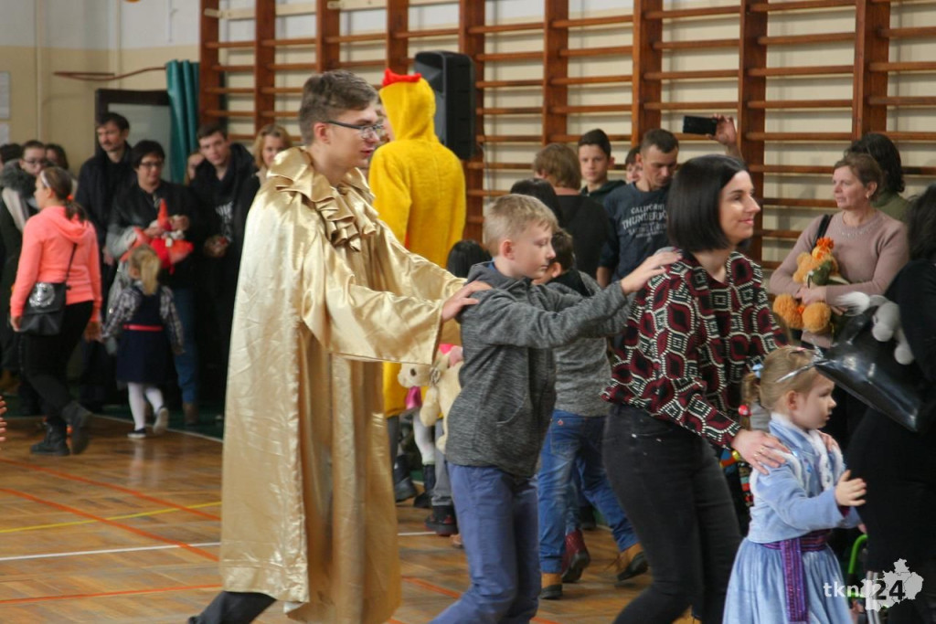 Moc prezentów i świetna zabawa dla potrzebujących dzieci [wideo, zdjęcia]