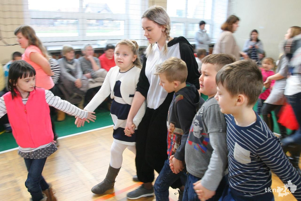 Moc prezentów i świetna zabawa dla potrzebujących dzieci [wideo, zdjęcia]