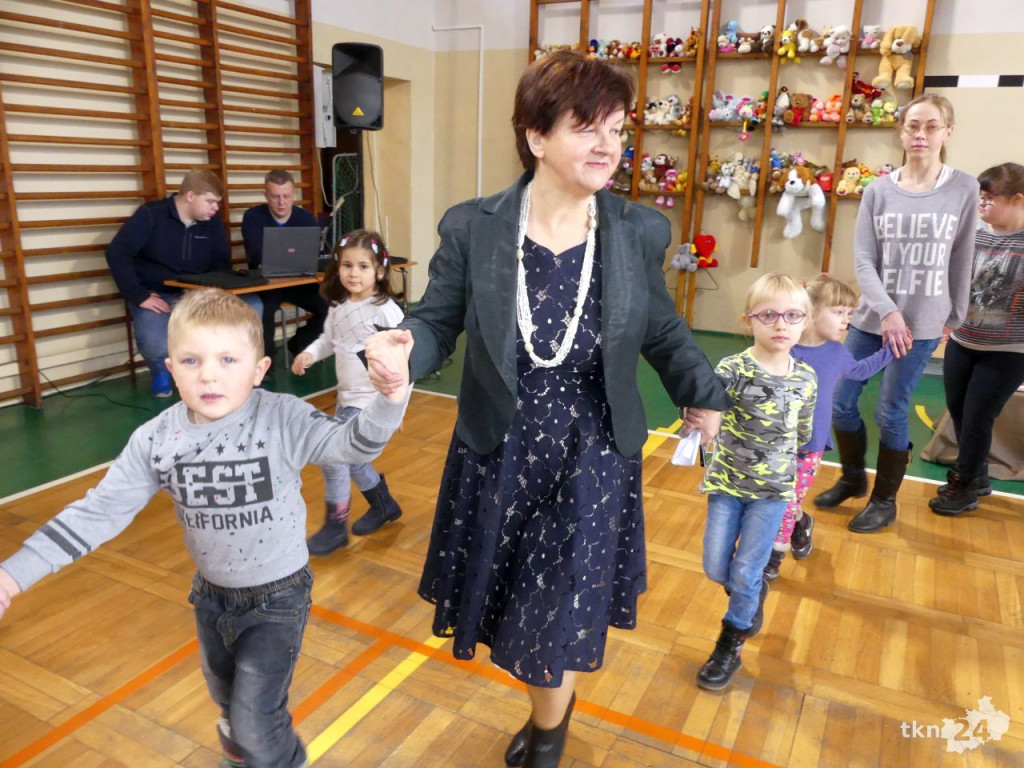 Moc prezentów i świetna zabawa dla potrzebujących dzieci [wideo, zdjęcia]