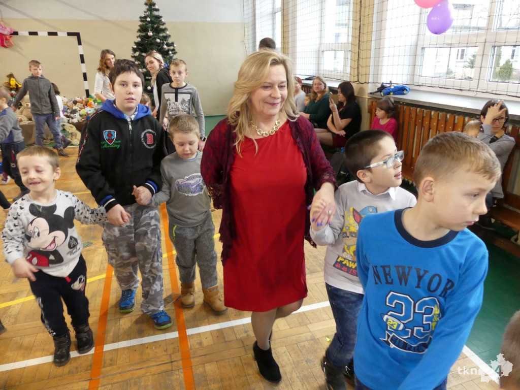 Moc prezentów i świetna zabawa dla potrzebujących dzieci [wideo, zdjęcia]