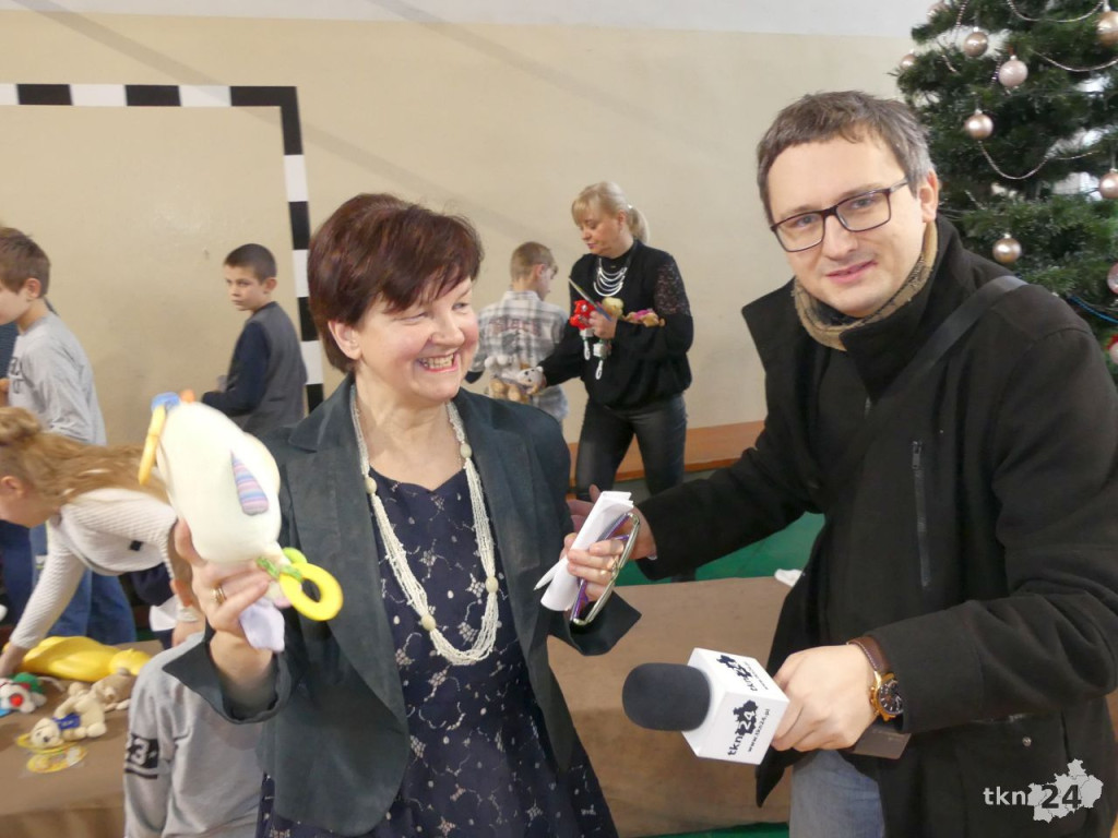 Moc prezentów i świetna zabawa dla potrzebujących dzieci [wideo, zdjęcia]