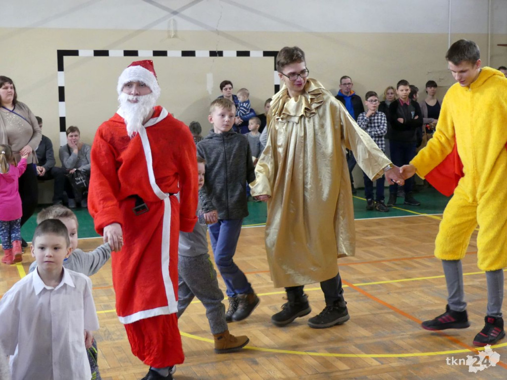 Moc prezentów i świetna zabawa dla potrzebujących dzieci [wideo, zdjęcia]