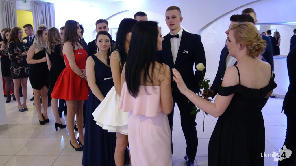 Relacja wideo: Studniówka 2018 stąporkowskiej Górki