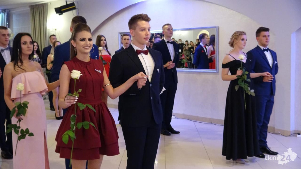 Relacja wideo: Studniówka 2018 stąporkowskiej Górki
