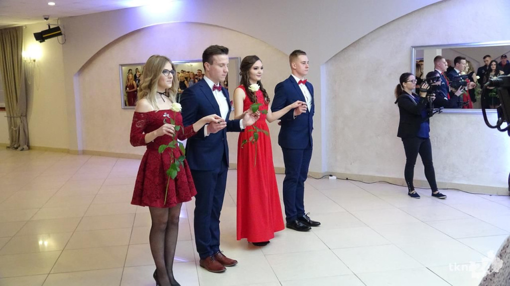 Relacja wideo: Studniówka 2018 stąporkowskiej Górki