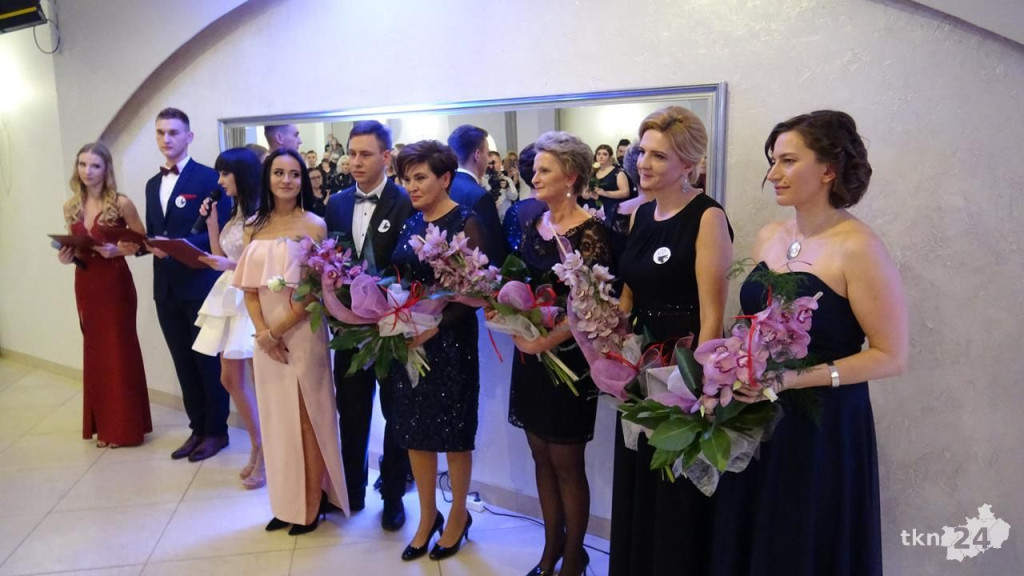 Relacja wideo: Studniówka 2018 stąporkowskiej Górki