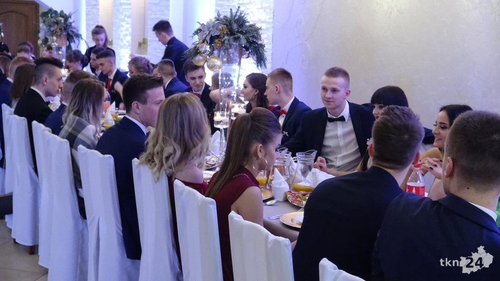 Relacja wideo: Studniówka 2018 stąporkowskiej Górki