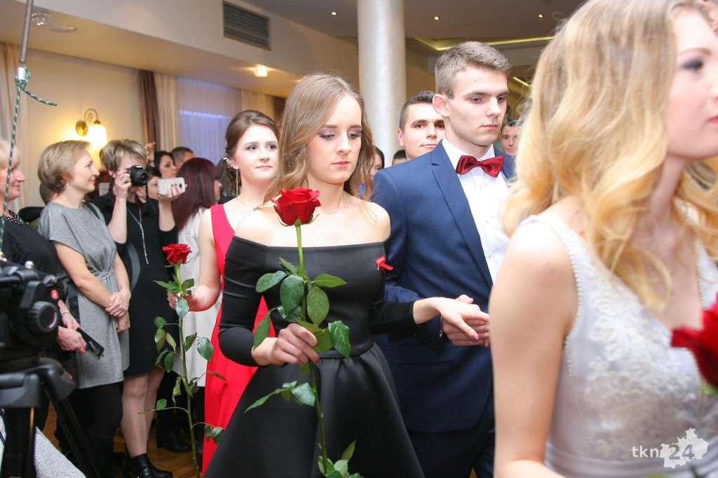 Relacja wideo: Studniówka 2018 Nowego Ogólniaka [wideo, zdjęcia]