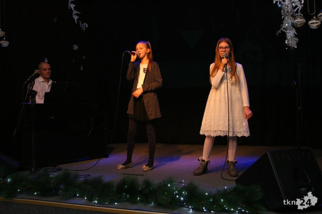 Wyjątkowy świąteczny koncert w Domu Kultury [wideo, zdjęcia]