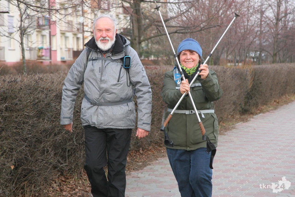 Marsz na 25 kilometrów w pięknej pogodzie [wideo, zdjęcia]