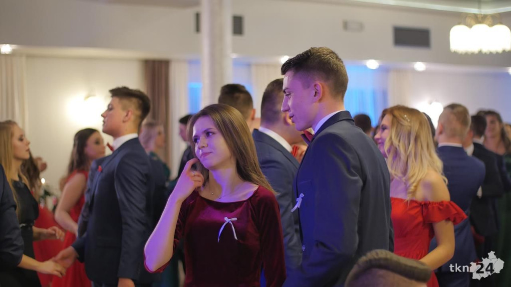 Relacja wideo: Studniówka I LO w Końskich z Czadomanem