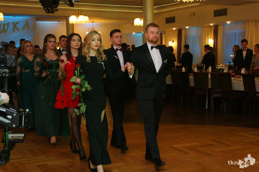 Relacja wideo: Studniówka I LO w Końskich z Czadomanem