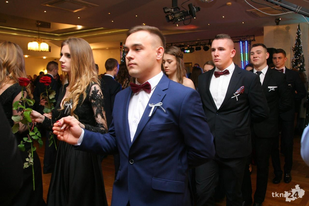 Relacja wideo: Studniówka I LO w Końskich z Czadomanem