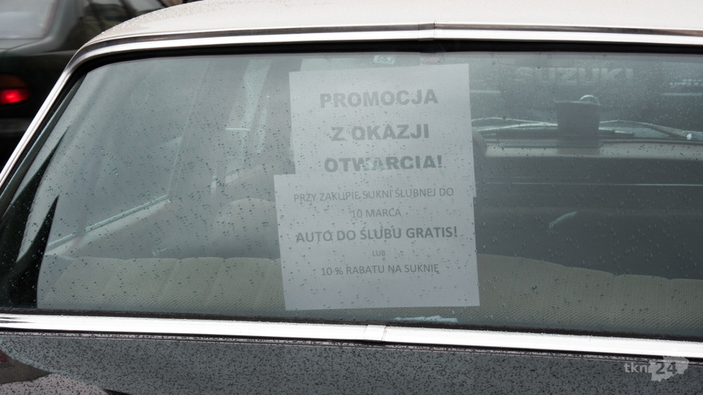Młode małżeństwo otworzyło w Końskich salon mody ślubnej i wizytowej [zdjęcia]