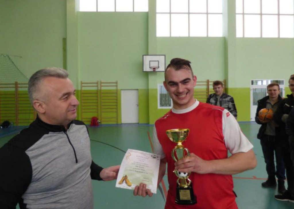 Pożegnali halę sportową turniejem o Puchar Wójta [wideo, zdjęcia]