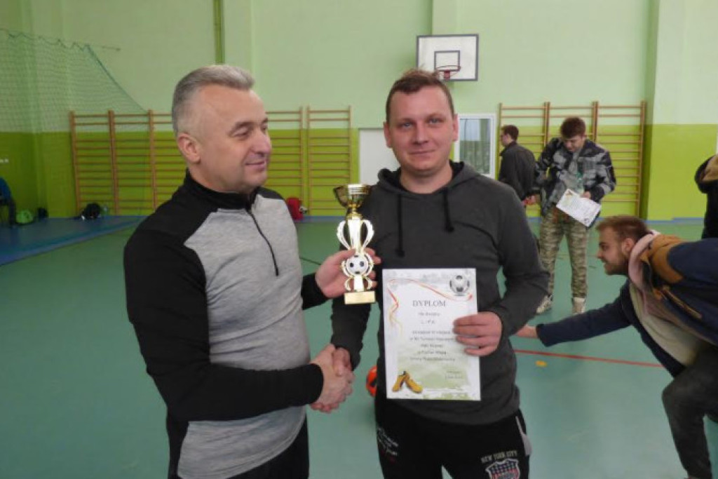 Pożegnali halę sportową turniejem o Puchar Wójta [wideo, zdjęcia]