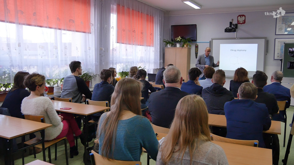 Minister Edukacji odwiedziła konecki Nowy Ogólniak [zdjęcia, wideo]