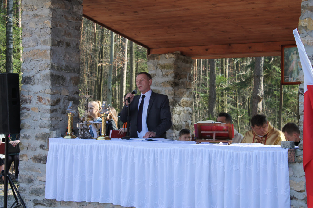 Uczcili pamięć zamordowanych mieszkańców z Adamowa i Królewca [zdjęcia]