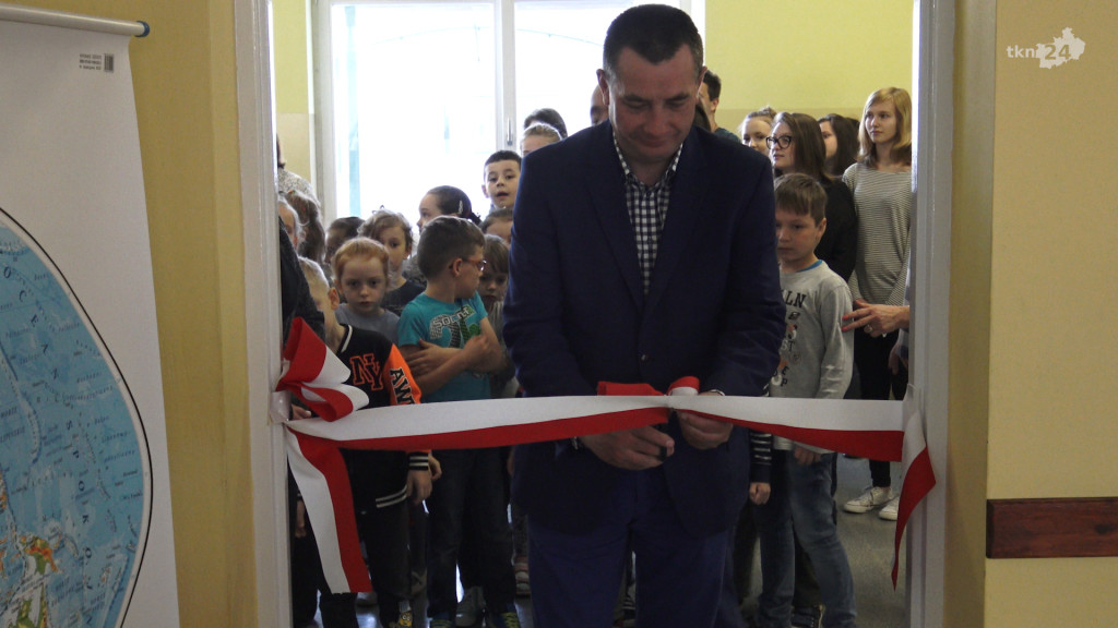 Uczniowie z Rudy Malenieckiej dostali nowoczesne sale zajęć! [wideo, zdjęcia]