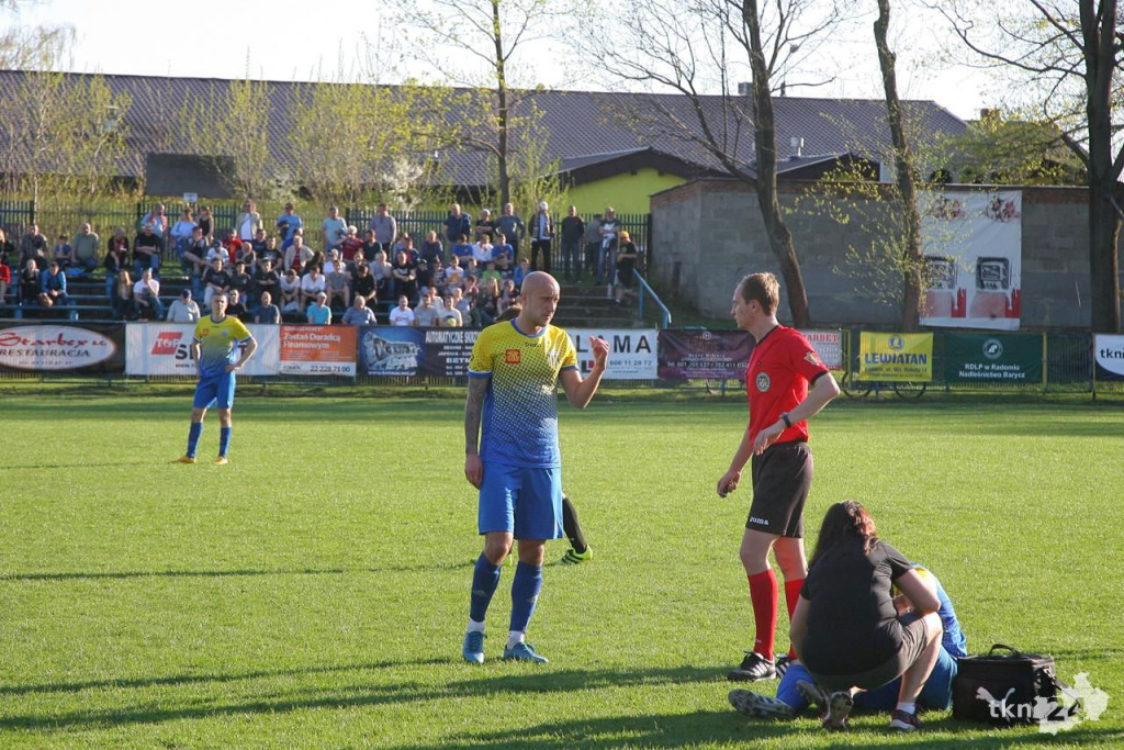 Relacja wideo: Derby powiatu koneckiego Neptun - Partyzant
