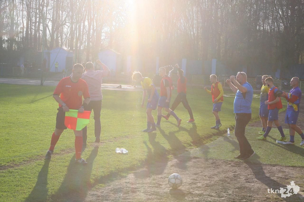 Relacja wideo: Derby powiatu koneckiego Neptun - Partyzant