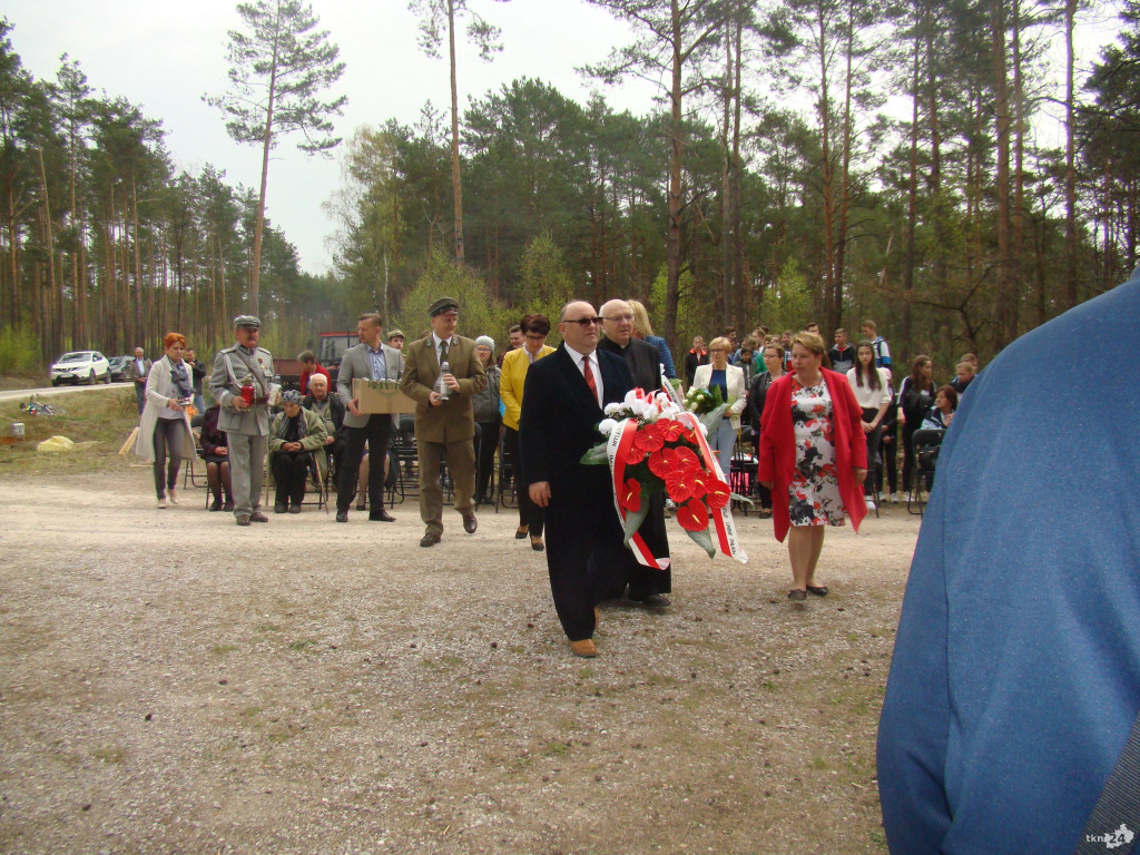 Gmina Fałków pamięta o ofiarach z Bulianowa i sprzeciwia się antysemityzmowi [zdjęcia]
