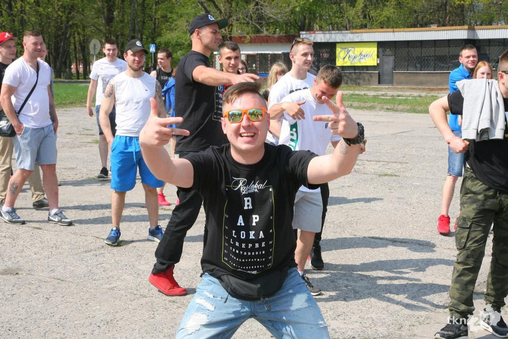 Rap Lokal w Końskich. Zobaczcie galerię zdjęć z kręcenia teledysku