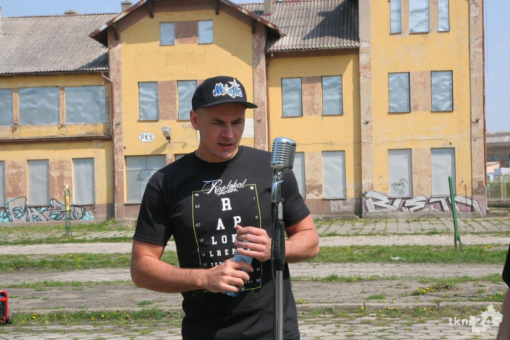 Rap Lokal w Końskich. Zobaczcie galerię zdjęć z kręcenia teledysku