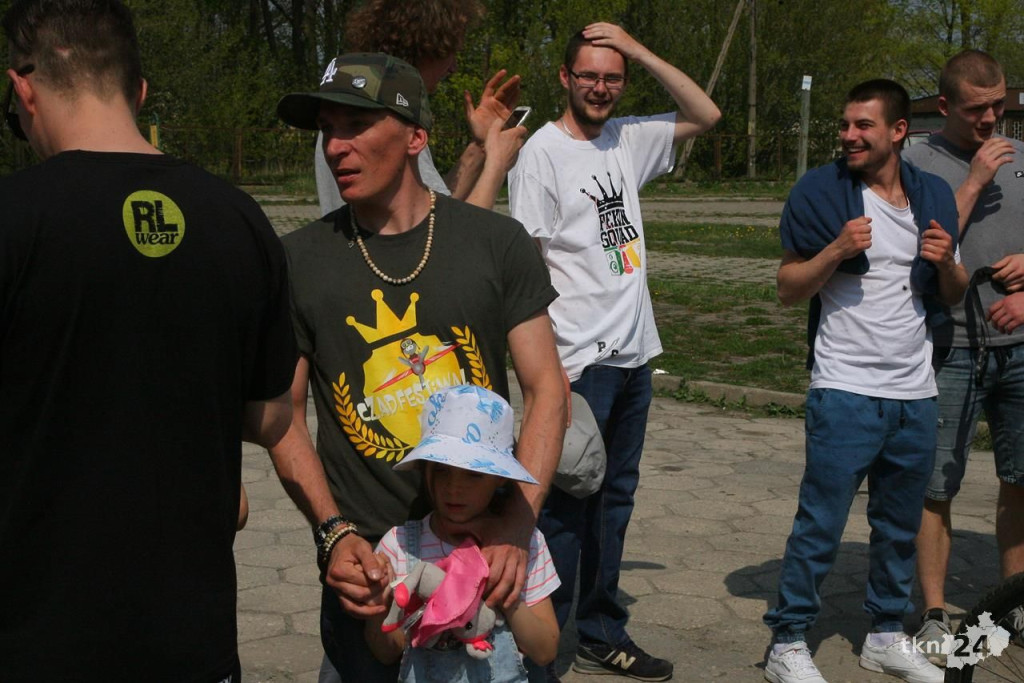 Rap Lokal w Końskich. Zobaczcie galerię zdjęć z kręcenia teledysku