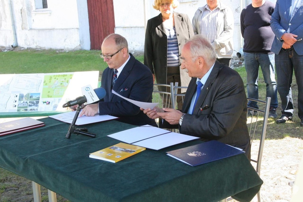 Politechnika Częstochowska zaopiekuje się Muzeum w Sielpi [wideo, zdjęcia]