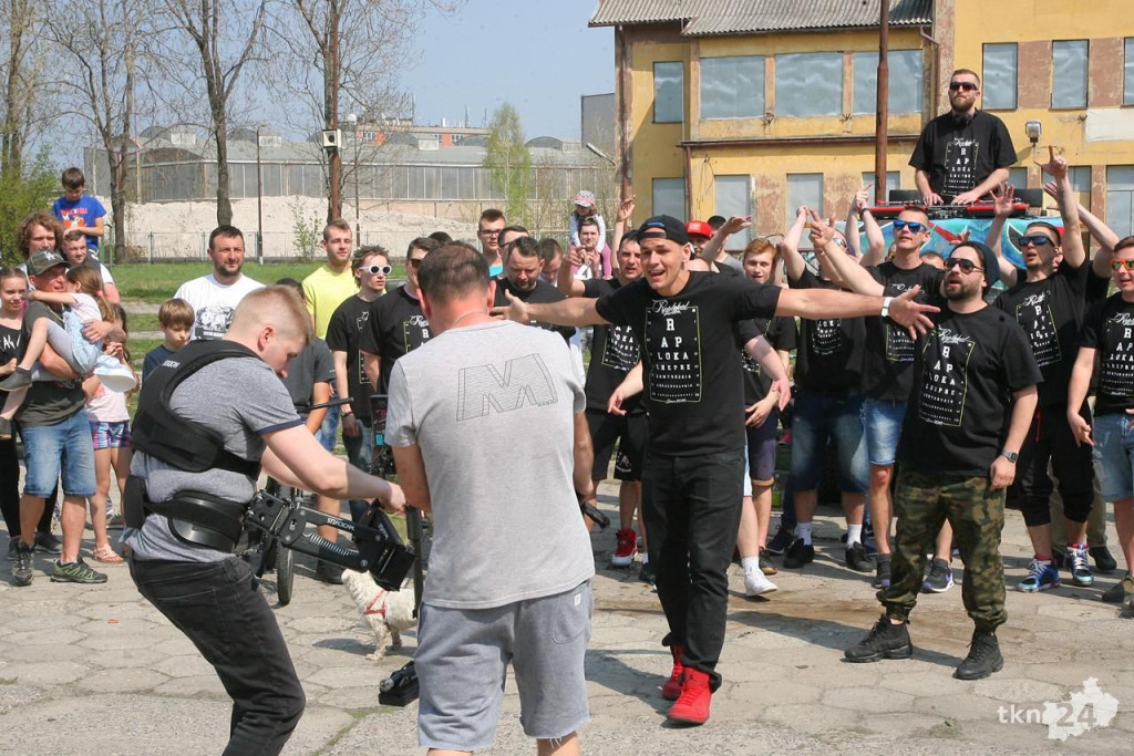 Rap Lokal w Końskich. Zobaczcie galerię zdjęć z kręcenia teledysku