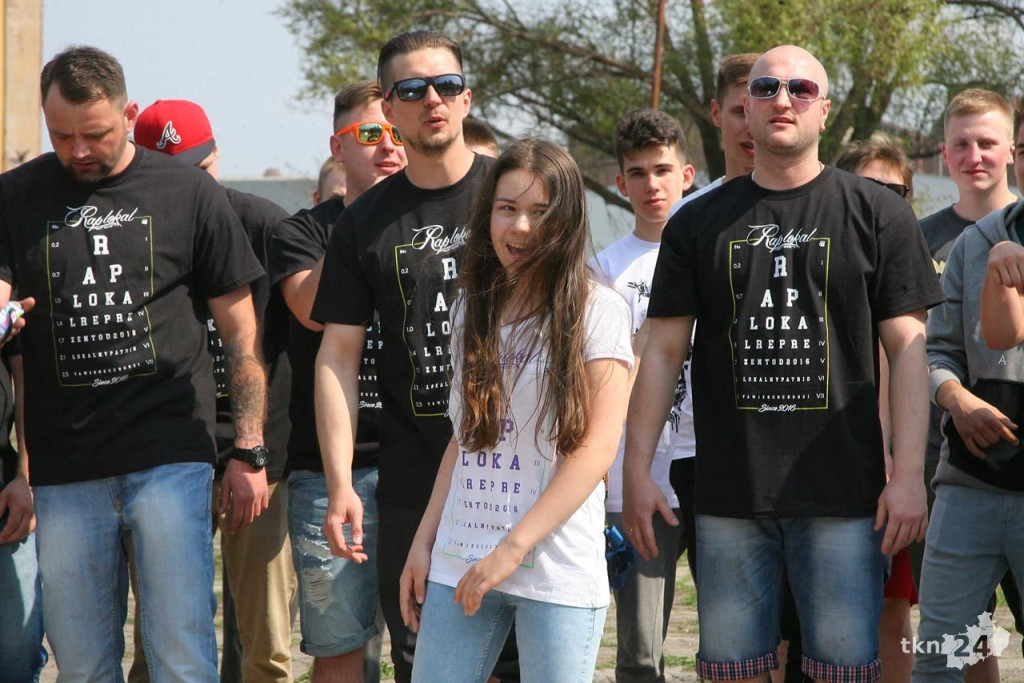 Rap Lokal w Końskich. Zobaczcie galerię zdjęć z kręcenia teledysku