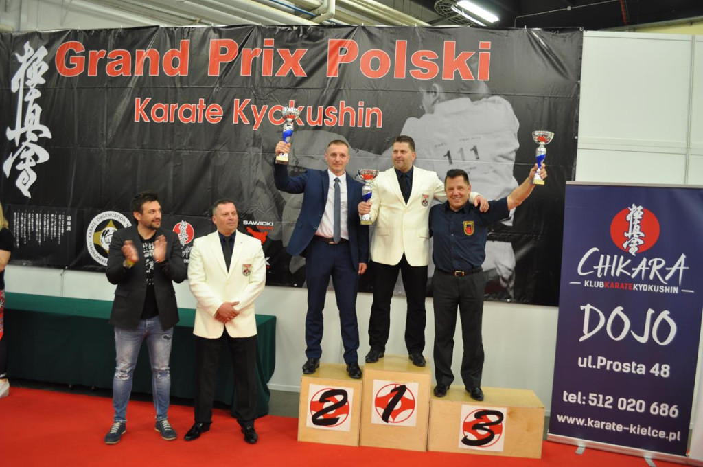 3 medale sekcji karate z Niekłania Wielkiego w Kielcach [zdjęcia]