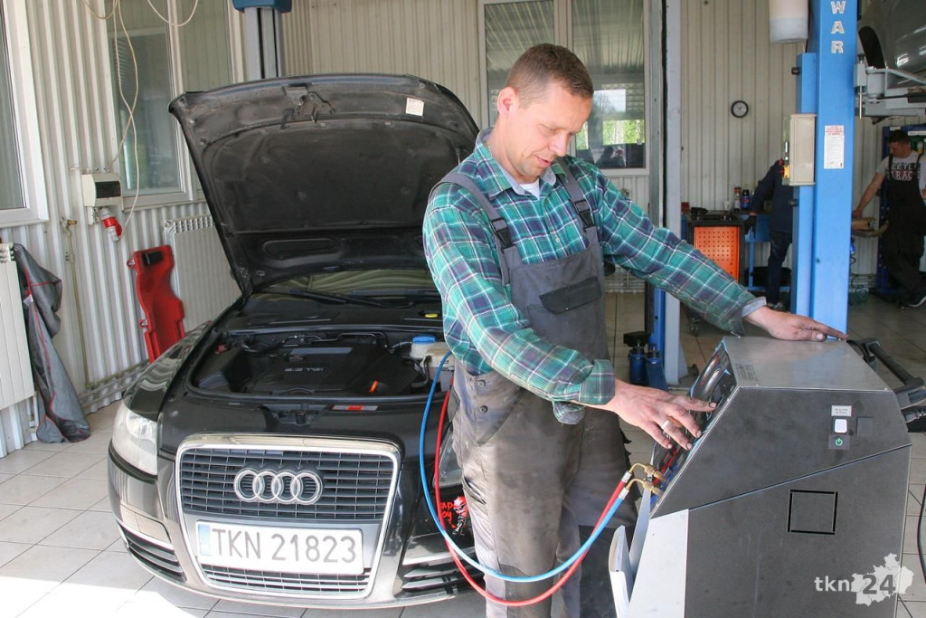 Autoland w Czerwonym Moście zaprasza do warsztatu i na wulkanizację  [zdjęcia]