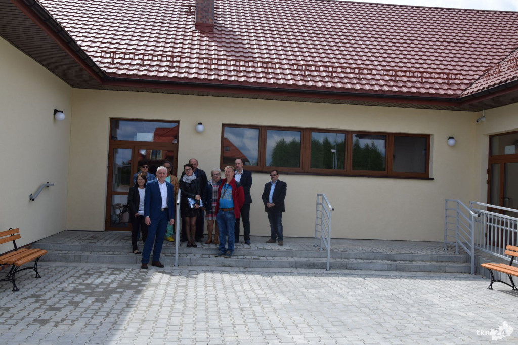 Ośrodek Zdrowia w Gowarczowie już odebrany! [zdjęcia, wideo]