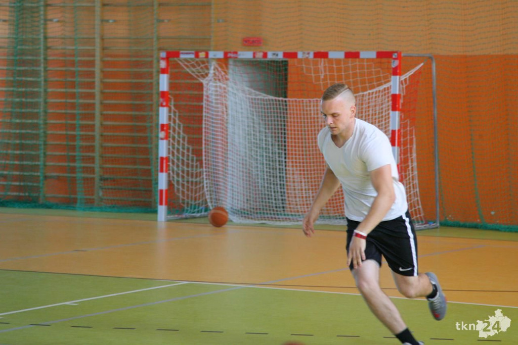 Basket w koneckim nie umarł. Pierwszy taki turniej w Radoszycach [wideo, zdjęcia]