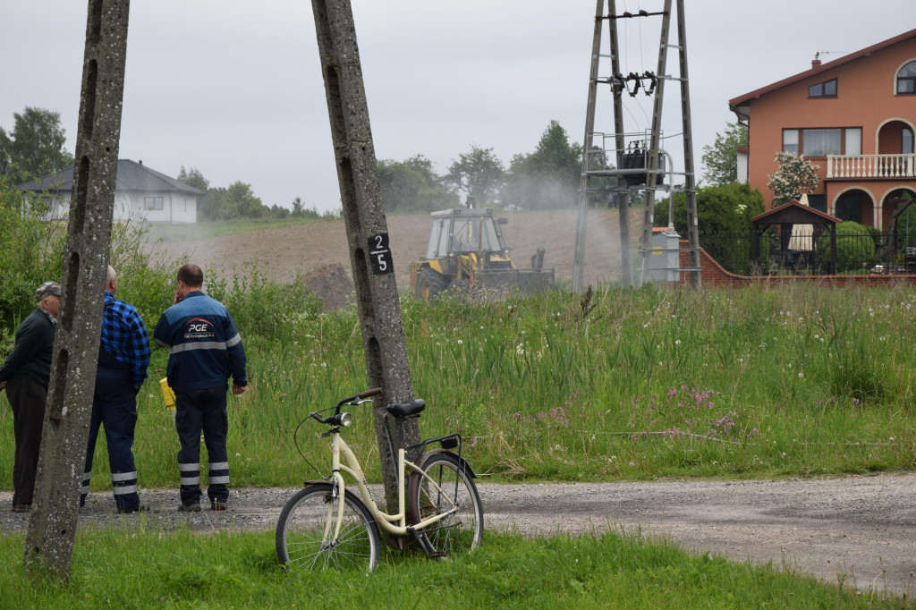 Niebezpiecznie było w Gowarczowie. Mógł wybuchnąć gaz [zdjęcia]