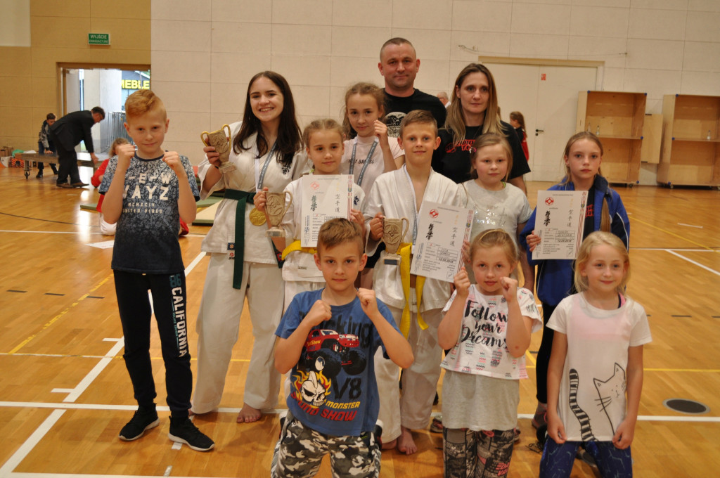 Karatecy z Niekłania Wielkiego z dwoma medalami w Wieliczce [zdjęcia]