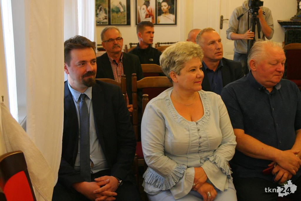 Będzie oszczędniej i ładniej. Przed nami termomodernizacje szkół [wideo, zdjęcia]