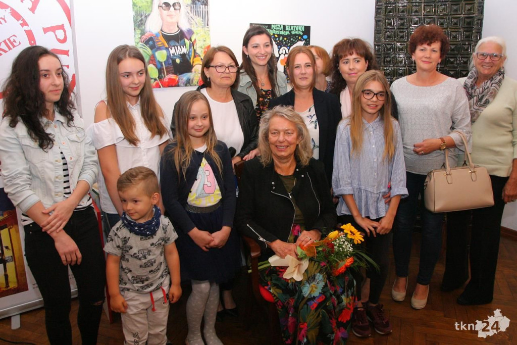 Katarzyna Gärtner otworzyła wystawę w koneckiej bibliotece [wideo, zdjęcia]